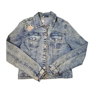 Vintage Inspired Floral Embroidered Denim Jacket Size L Acid Wash Jean‎ Jacket